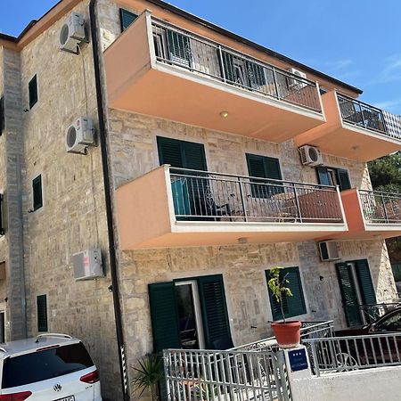 Villa Borzic Omiš Exteriör bild
