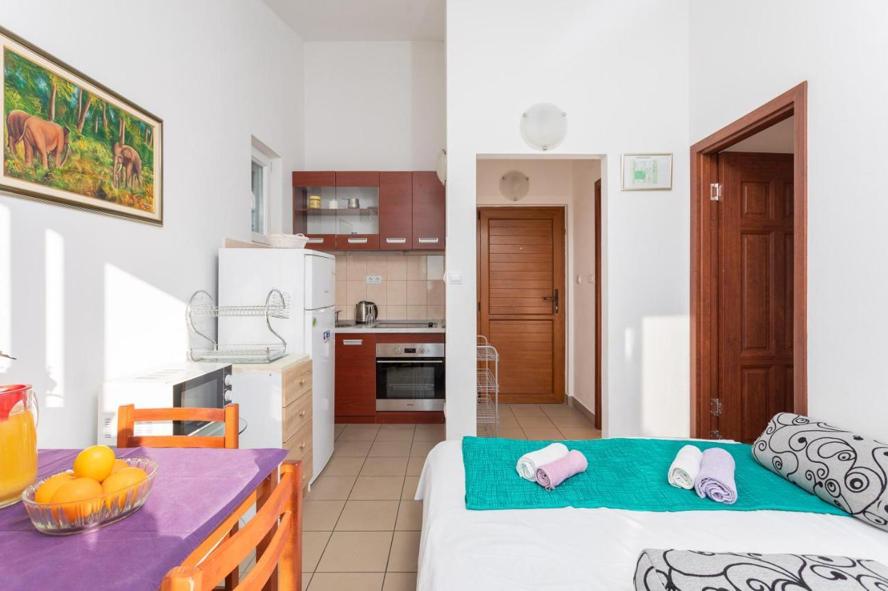 Villa Borzic Omiš Exteriör bild