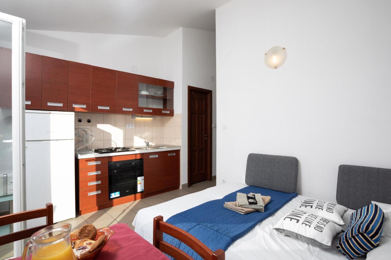 Villa Borzic Omiš Exteriör bild
